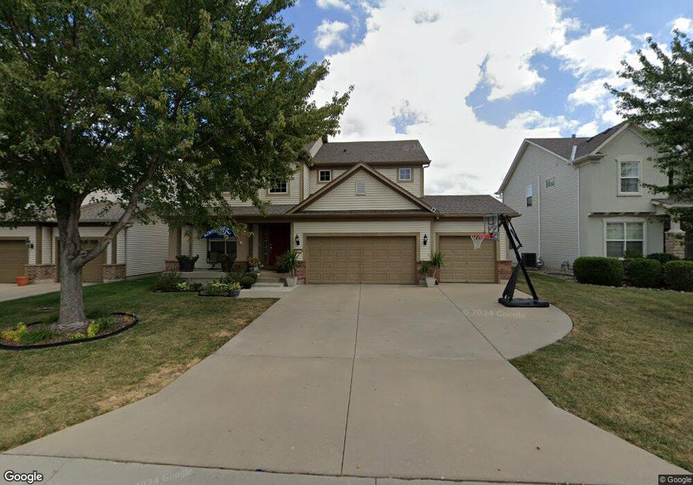 1204 SW Sapperton Rd, Raymore, MO 64083 - photo 1