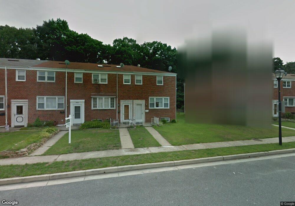 929 Circle Dr, Halethorpe, MD 21227 - photo 1