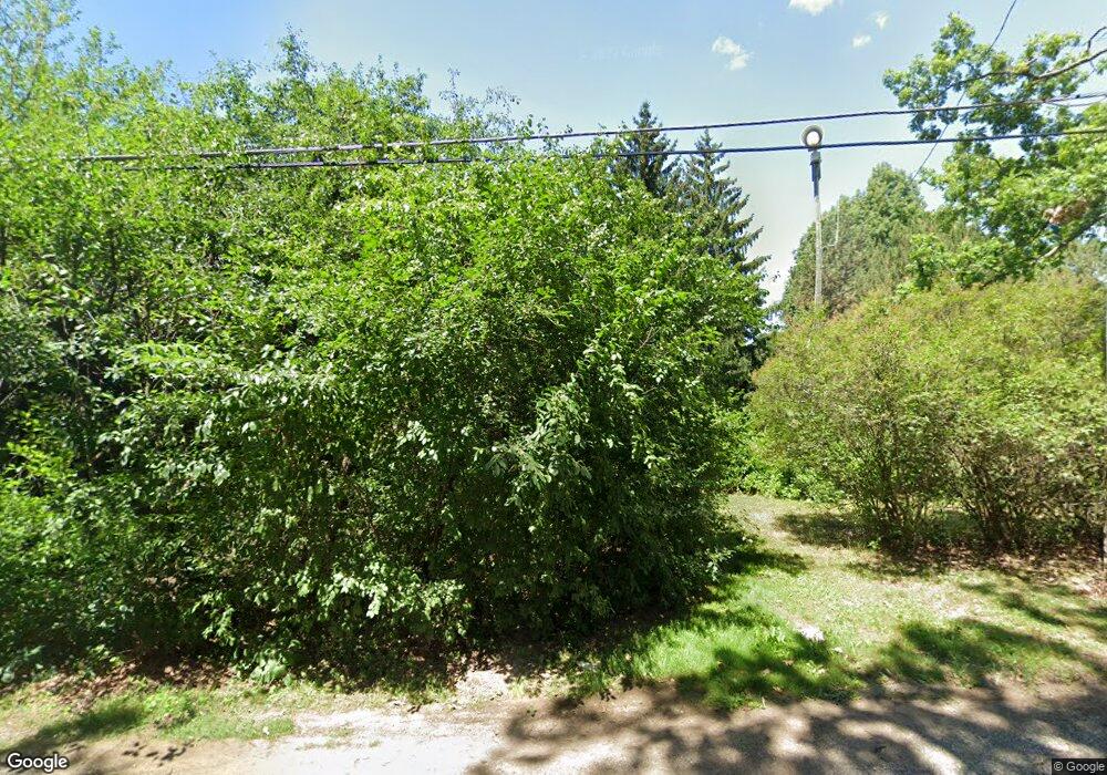 1820 S Hill, Update, MI 48304 - photo 1