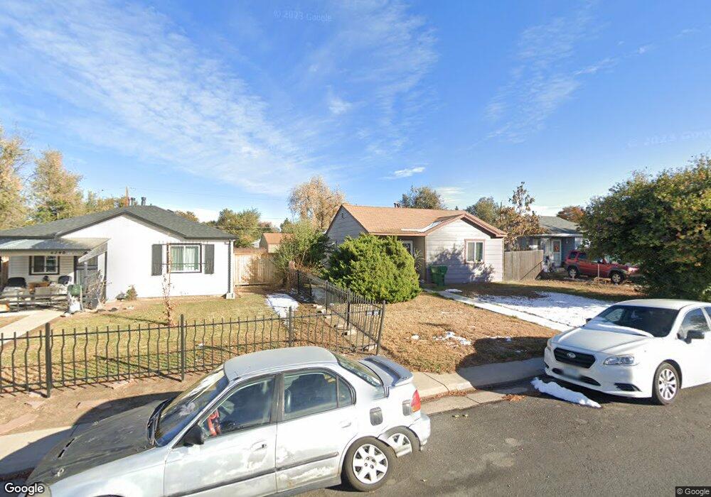 2335 Hanover St, Aurora, CO 80010 - photo 1