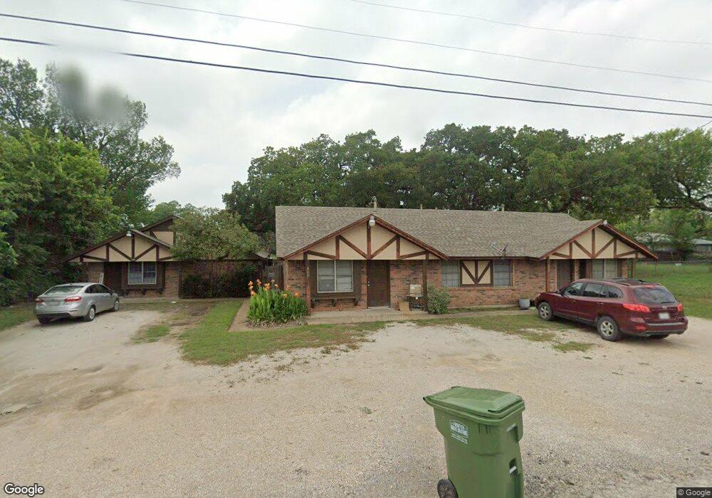 815 N Avenue A, Springtown, TX 76082 - photo 1