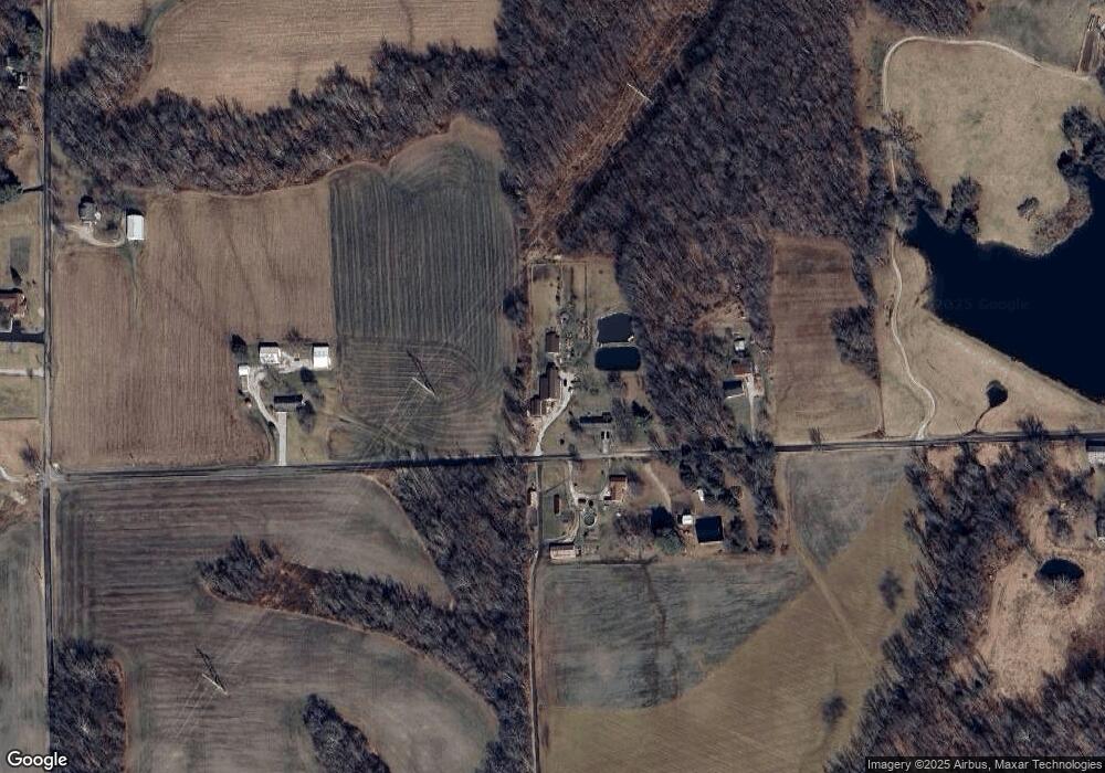 10 E 800 S, Columbus, IN 47201 - photo 1