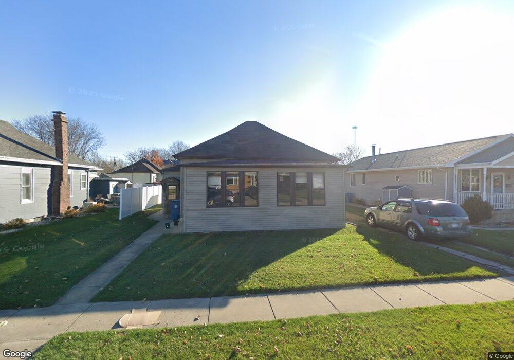 107 W 1st St, Oglesby, IL 61348 - photo 1