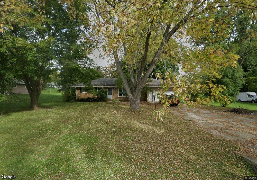 N70W13810 Brentwood Dr, Menomonee Falls, WI 53051 - photo 1