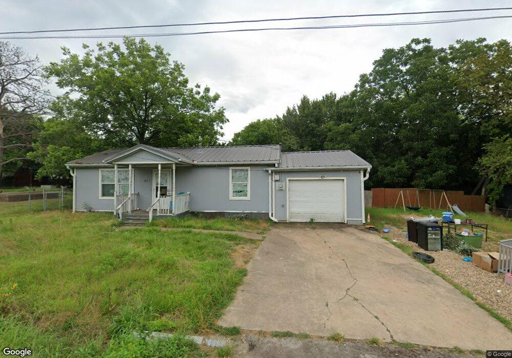 205 W Eagle St, Ector, TX 75439 - photo 1