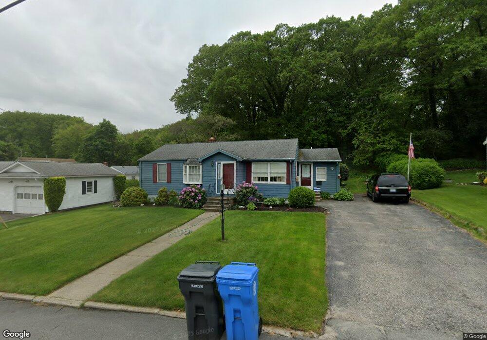 29 Pheasant Dr, Cranston, RI 02920 - photo 1