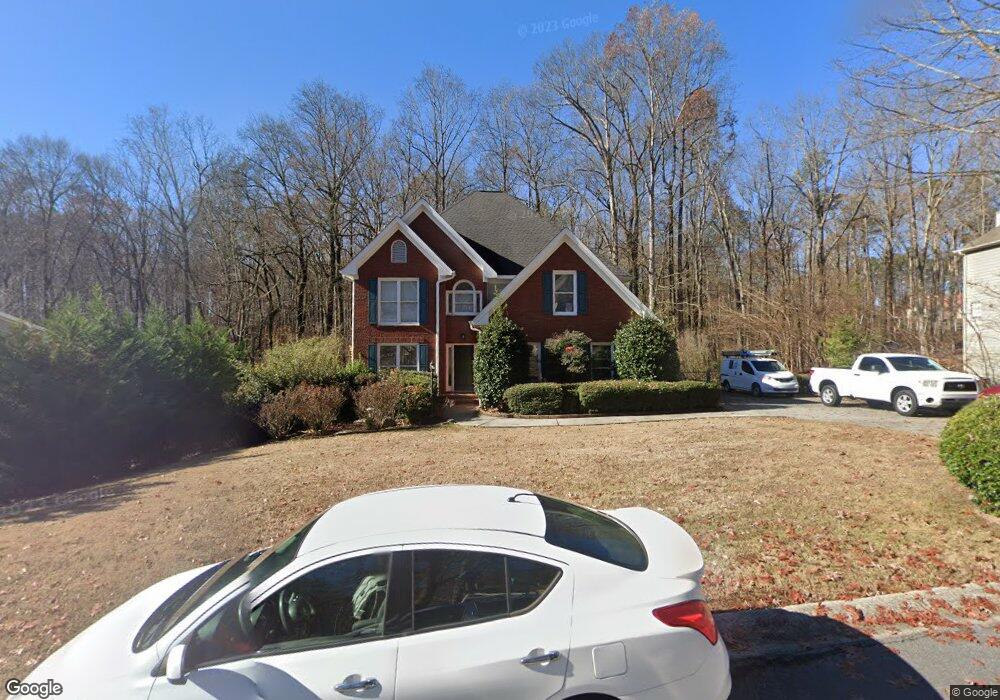 1870 Oak Wind Ln NE, Buford, GA 30519 - photo 1