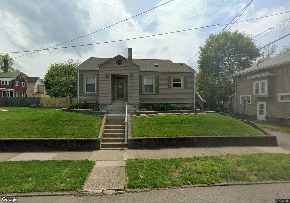 333 Elm St, Coshocton, OH 43812 - photo 1