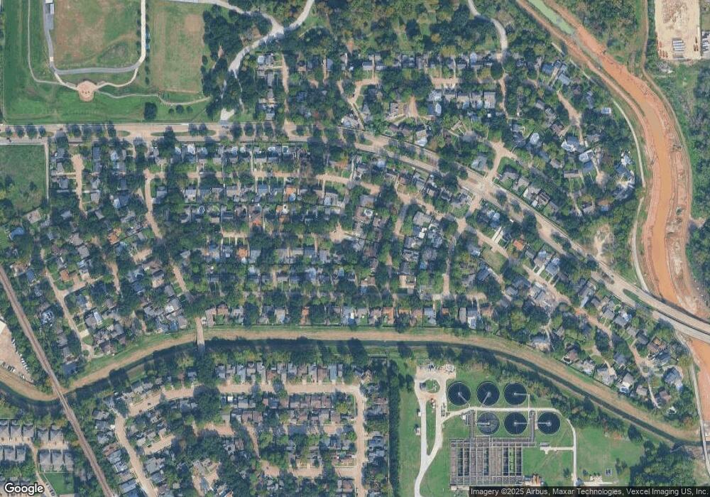 5015 Fallen Oaks Dr, Houston, TX 77091 - photo 1