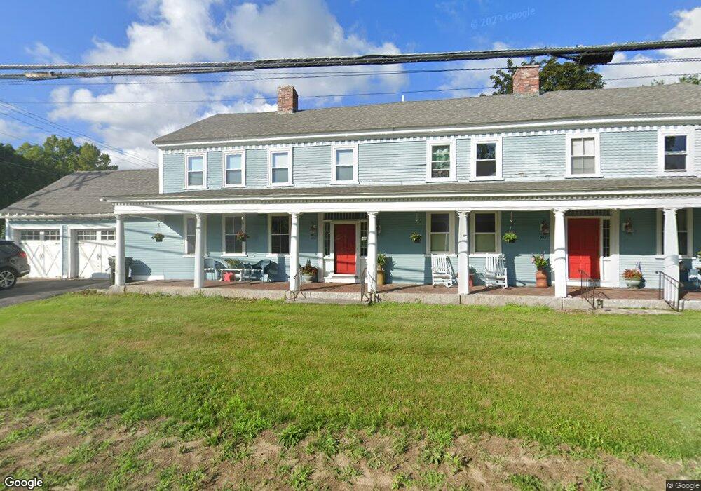 552 Mammoth Rd, Londonderry, NH 03053 - photo 1