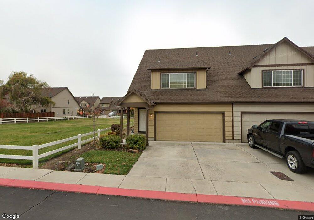 2885 SW Indian Cir, Redmond, OR 97756 - photo 1