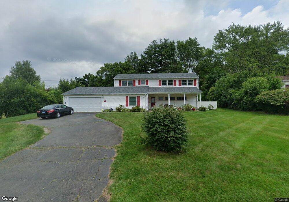 3 Hickory Ln, Bloomfield, CT 06002 - photo 1