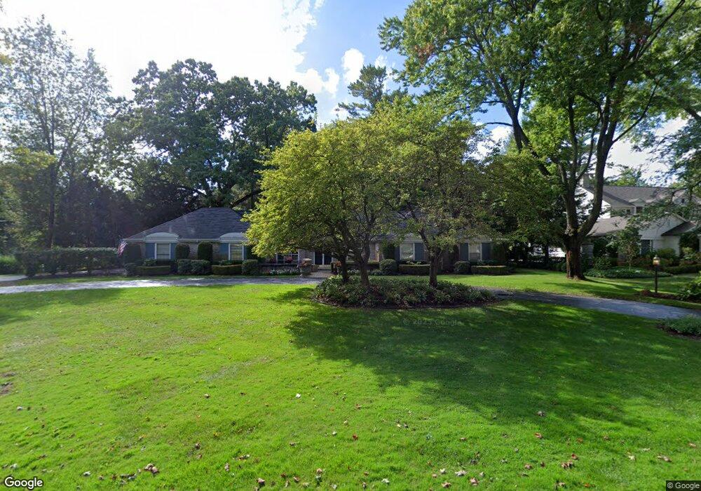 5960 Crabtree Rd, Bloomfield Hills, MI 48301 - photo 1