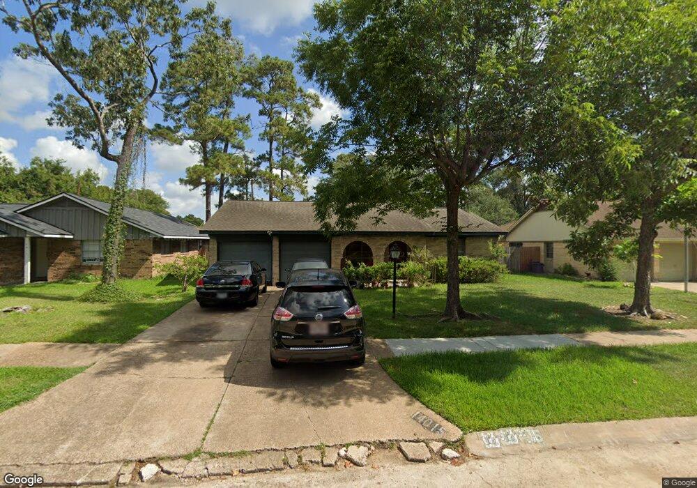 14015 Oak Leaf Ln, Houston, TX 77015 - photo 1