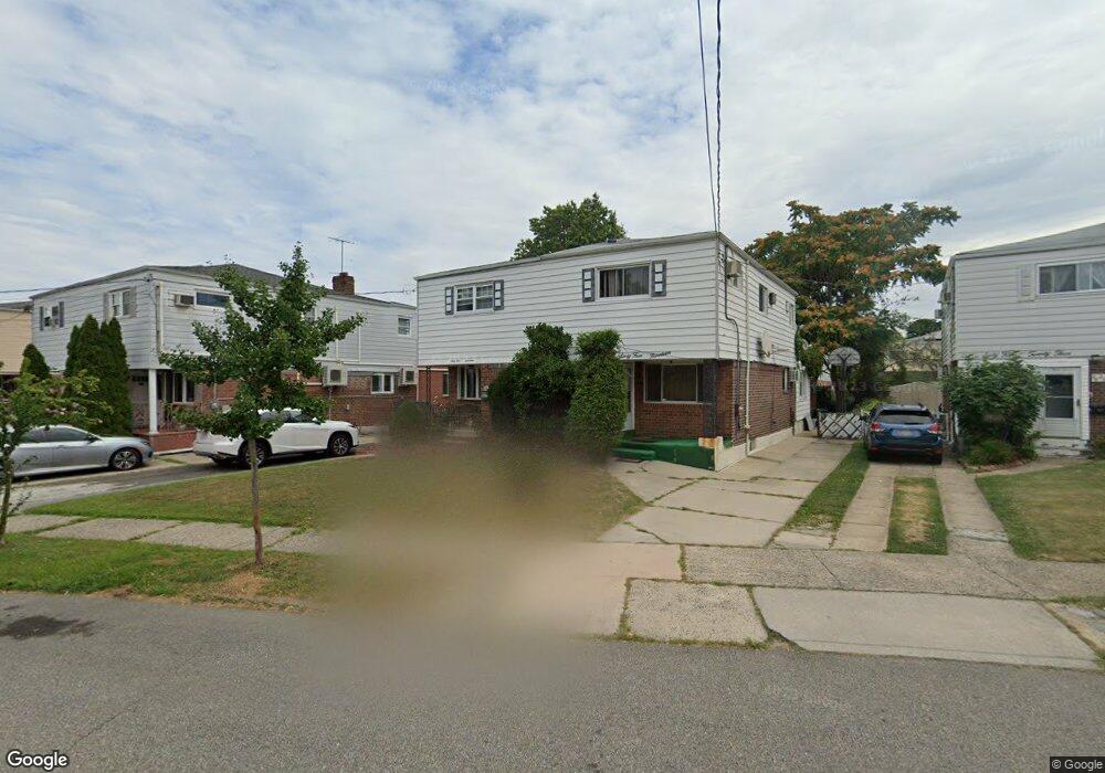 6417 136th St, Flushing, NY 11367 - photo 1