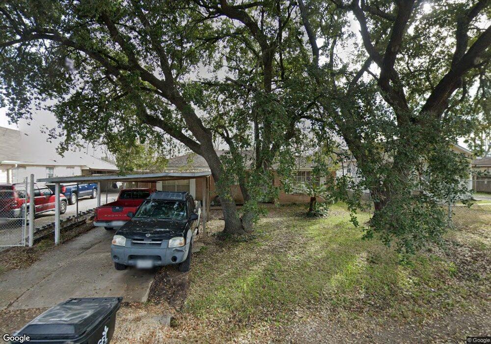 413 1st St, Rosenberg, TX 77471 - photo 1