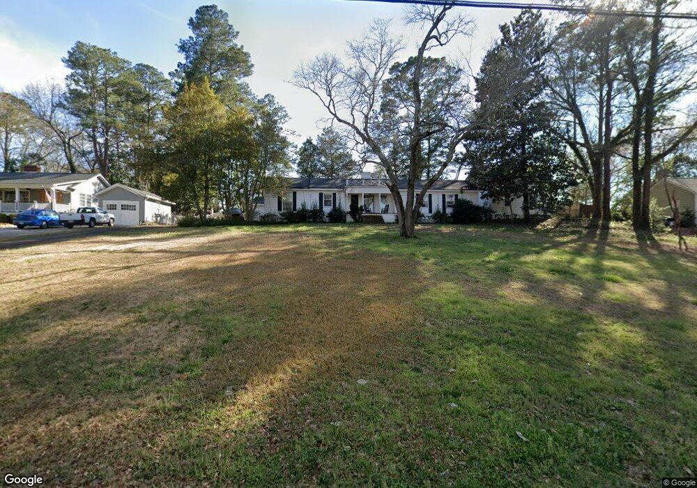 433 Gordon Cir, Lagrange, GA 30240 - photo 1