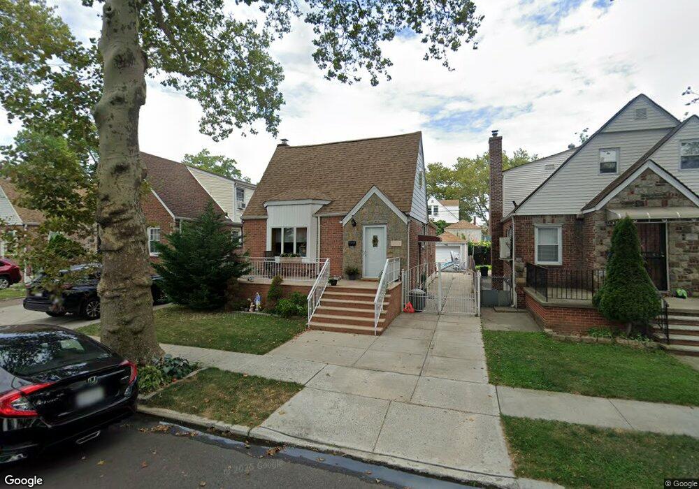 13839 62nd Rd, Flushing, NY 11367 - photo 1
