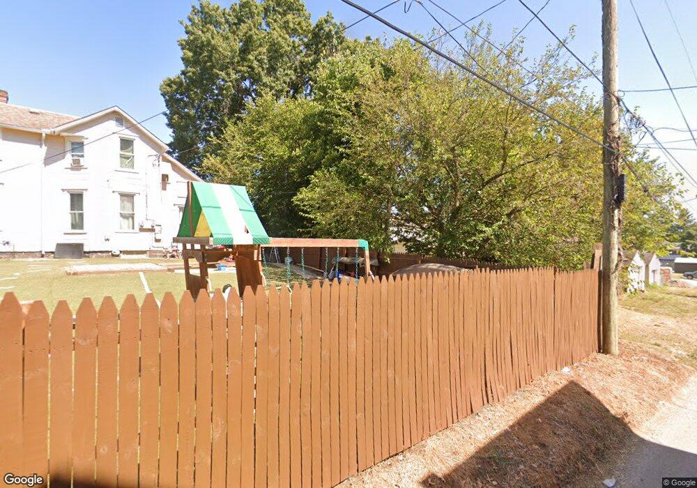 320 Sycamore St, Lancaster, OH 43130 - photo 1