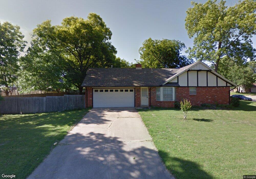 1208 W Memphis St, Broken Arrow, OK 74012 - photo 1
