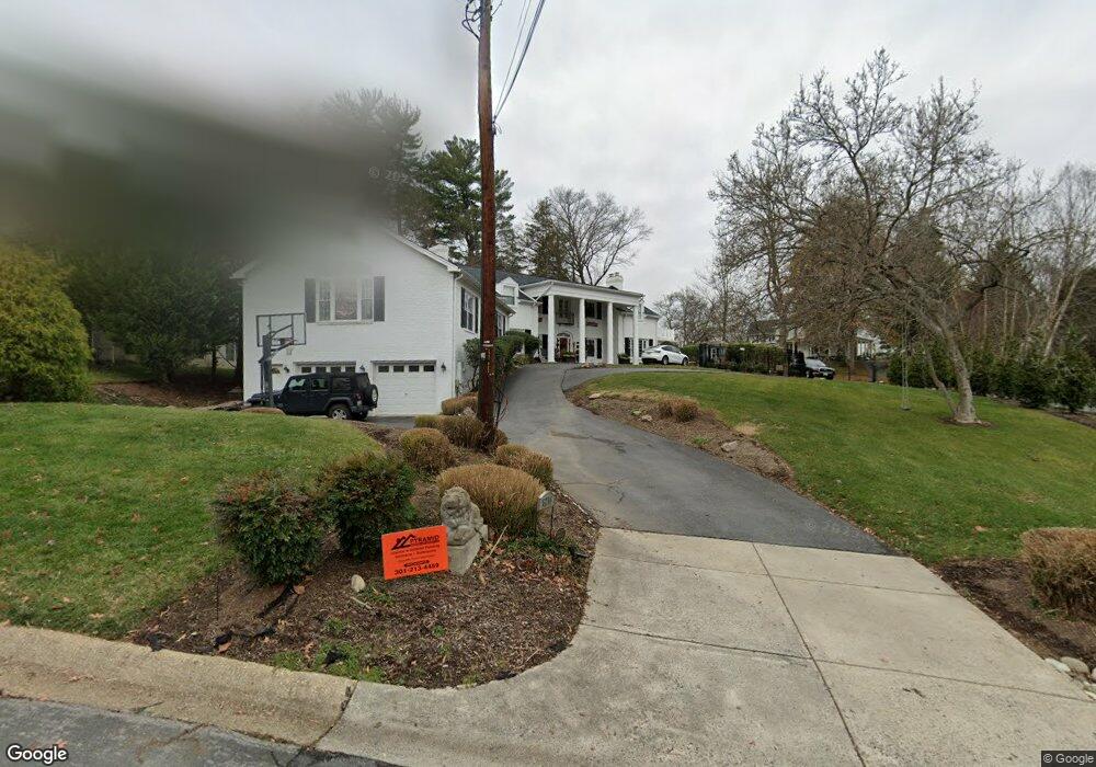 9216 Levelle Dr, Chevy Chase, MD 20815 - photo 1