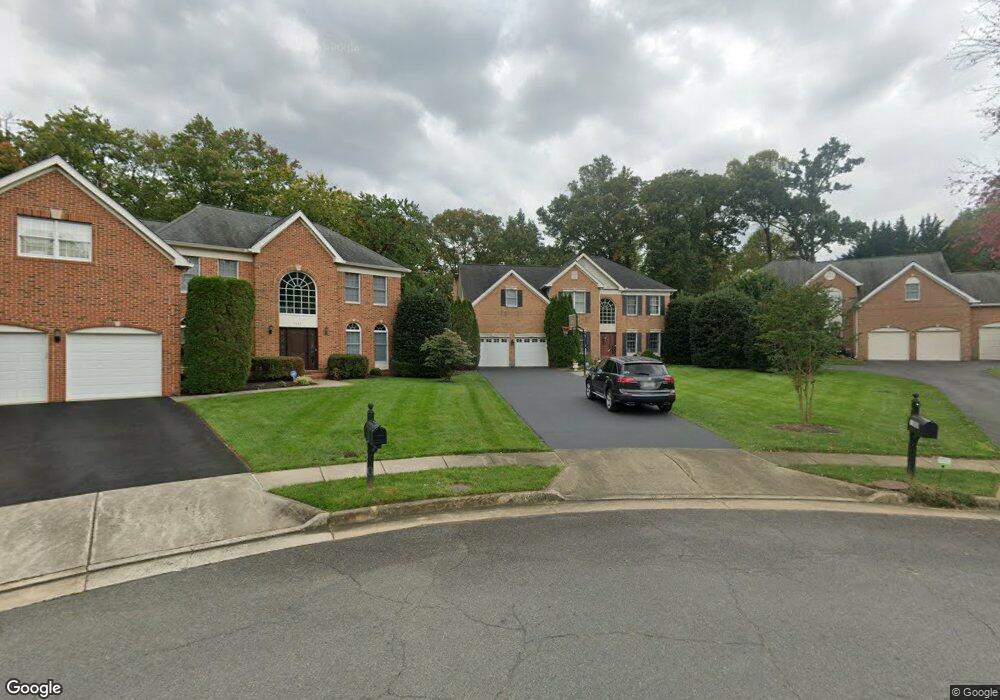 11059 Aldbury Ct, Reston, VA 20194 - photo 1