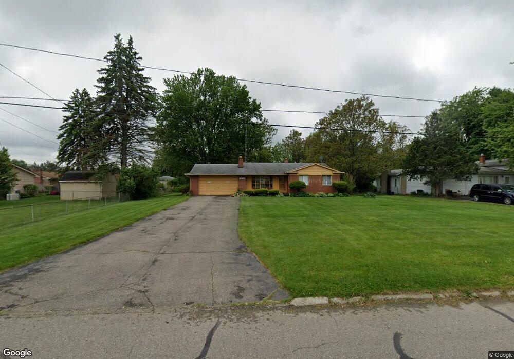 3221 Birchlane Dr, Flint, MI 48504 - photo 1