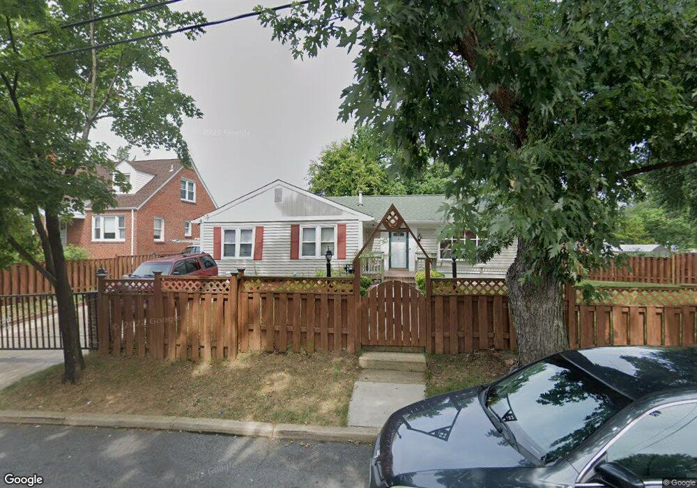 6220 57th Ave, Riverdale, MD 20737 - photo 1