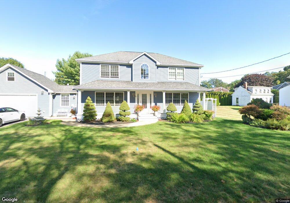 15 Foxhill Ave, Bristol, RI 02809 - photo 1