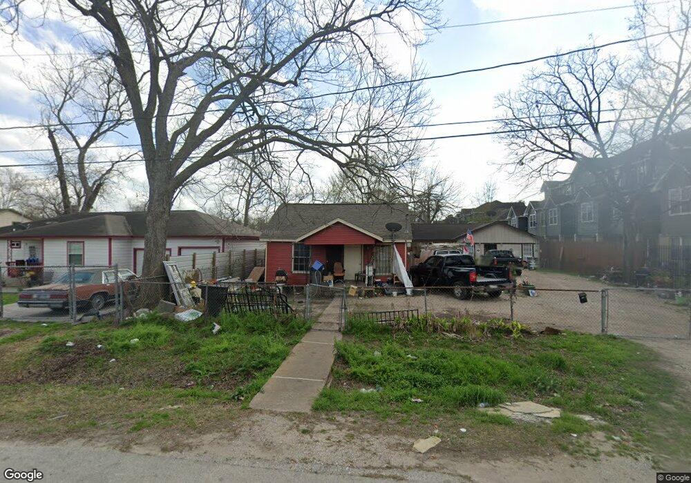 614 Firnat St, Houston, TX 77022 - photo 1