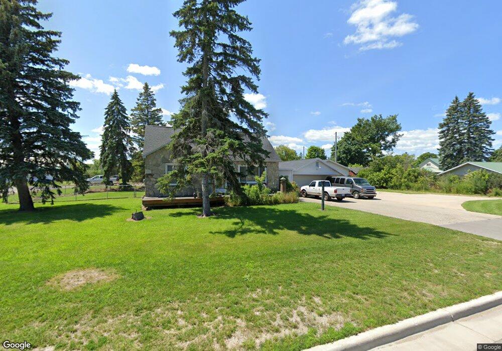 612 E State St, Cheboygan, MI 49721 - photo 1