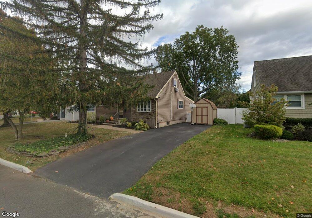 22 Bradley Rd, Clark, NJ 07066 - photo 1