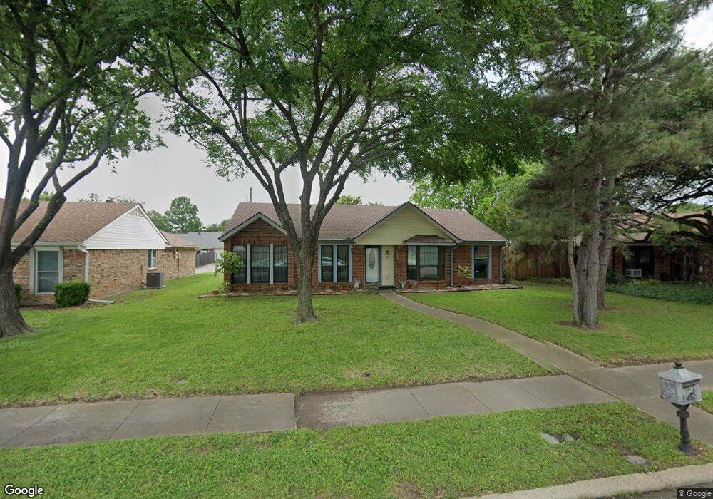 1302 Devonshire Ln, Wylie, TX 75098 - photo 1