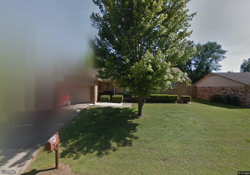 1618 W Sherryden Dr, Rogers, AR 72758 - photo 1