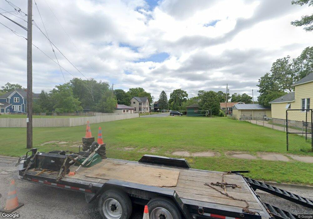 817 15th Ave, Menominee, MI 49858 - photo 1