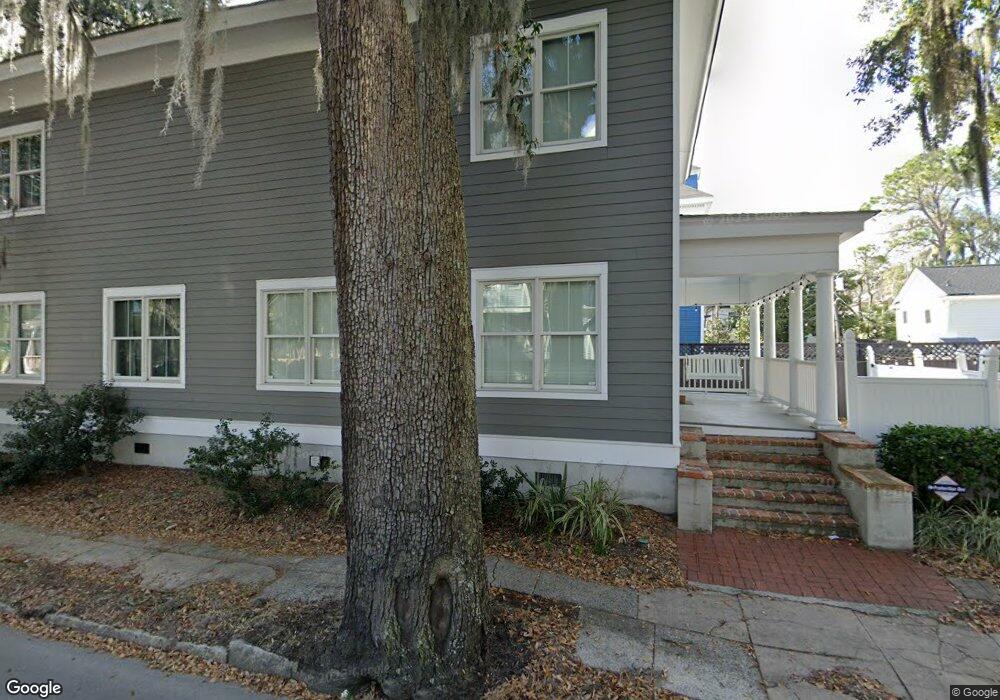 1917 Whitaker St, Savannah, GA 31401 - photo 1