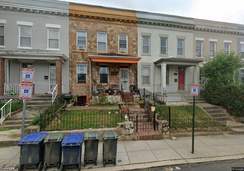 704 Columbia Rd NW, Washington, DC 20001 - photo 1