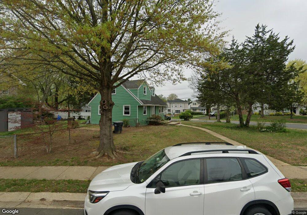 6814 Columbia Dr, Alexandria, VA 22307 - photo 1