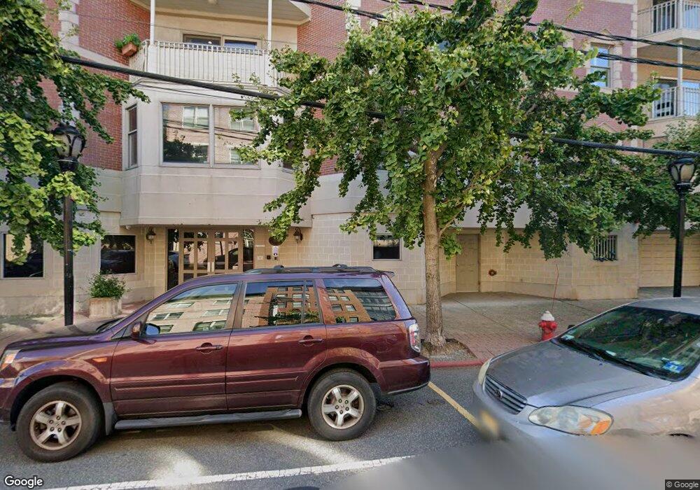 109 Jackson St unit 2B, Hoboken, NJ 07030 - photo 1