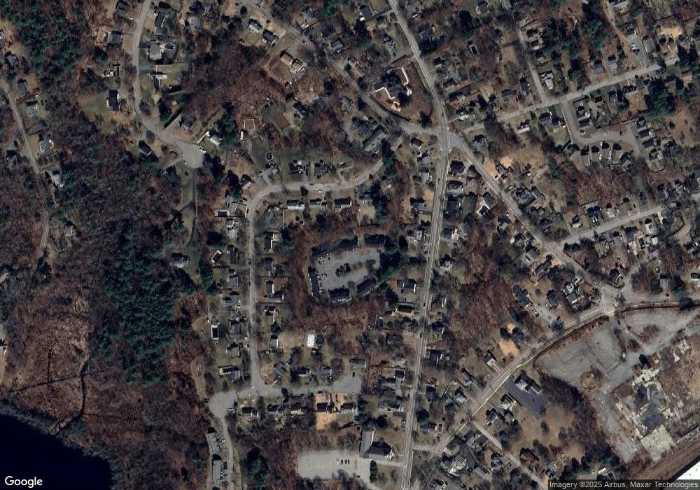 8 Cedar Square unit 8,2, Millis, MA 02054 - photo 1