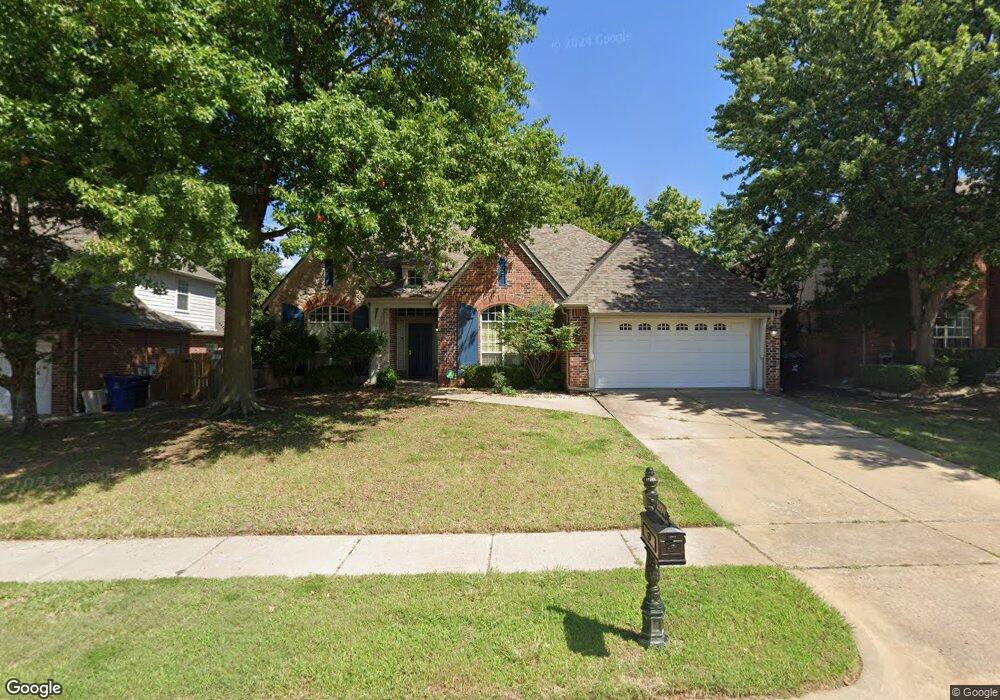 2104 W Waco St, Broken Arrow, OK 74011 - photo 1