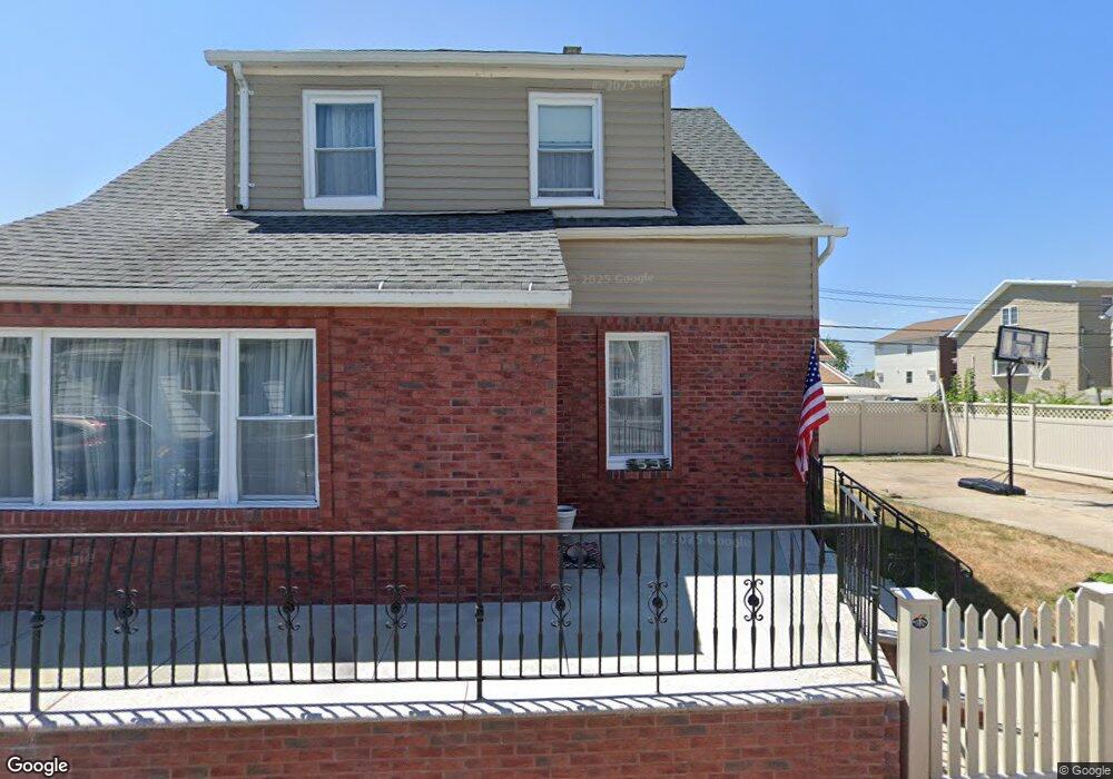 53 Ebony Ct, Brooklyn, NY 11229 - photo 1