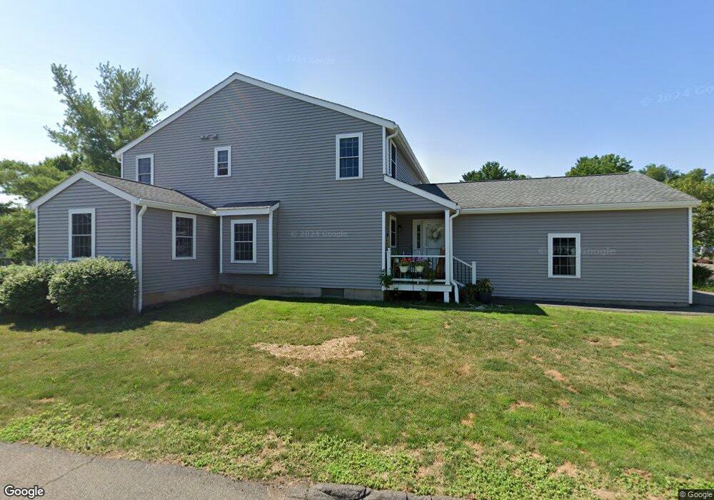 829 Long Hill Rd unit 829C, Middletown, CT 06457 - photo 1