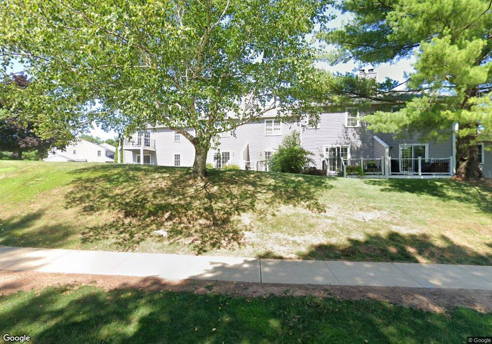 741 Long Hill Rd unit B, Middletown, CT 06457 - photo 1