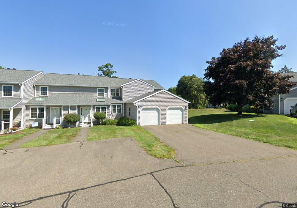 747 Long Hill Rd unit 747B, Middletown, CT 06457 - photo 1