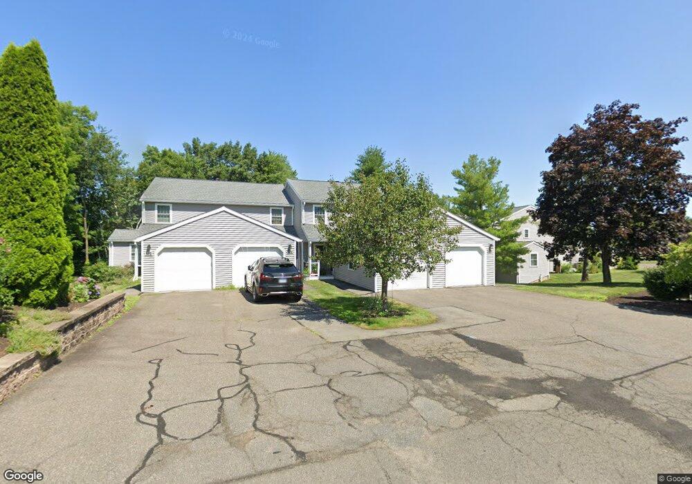 831 Long Hill Rd unit A, Middletown, CT 06457 - photo 1