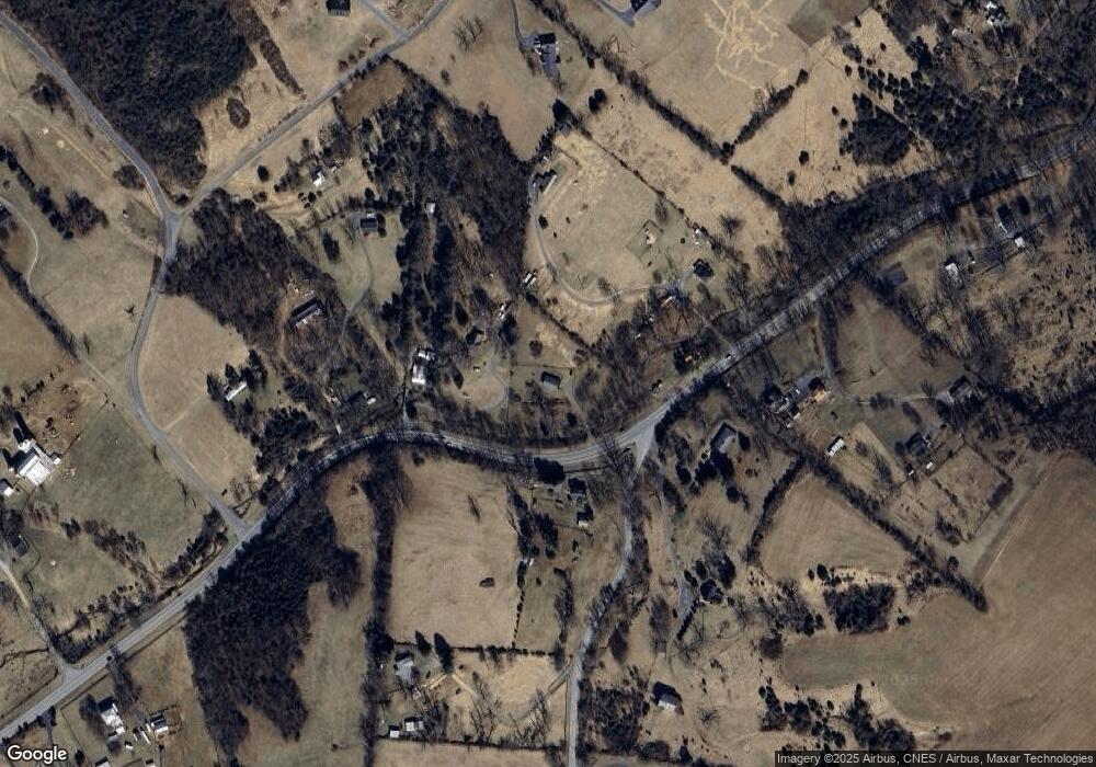 413 Middlebrook Rd, Staunton, VA 24401 - photo 1