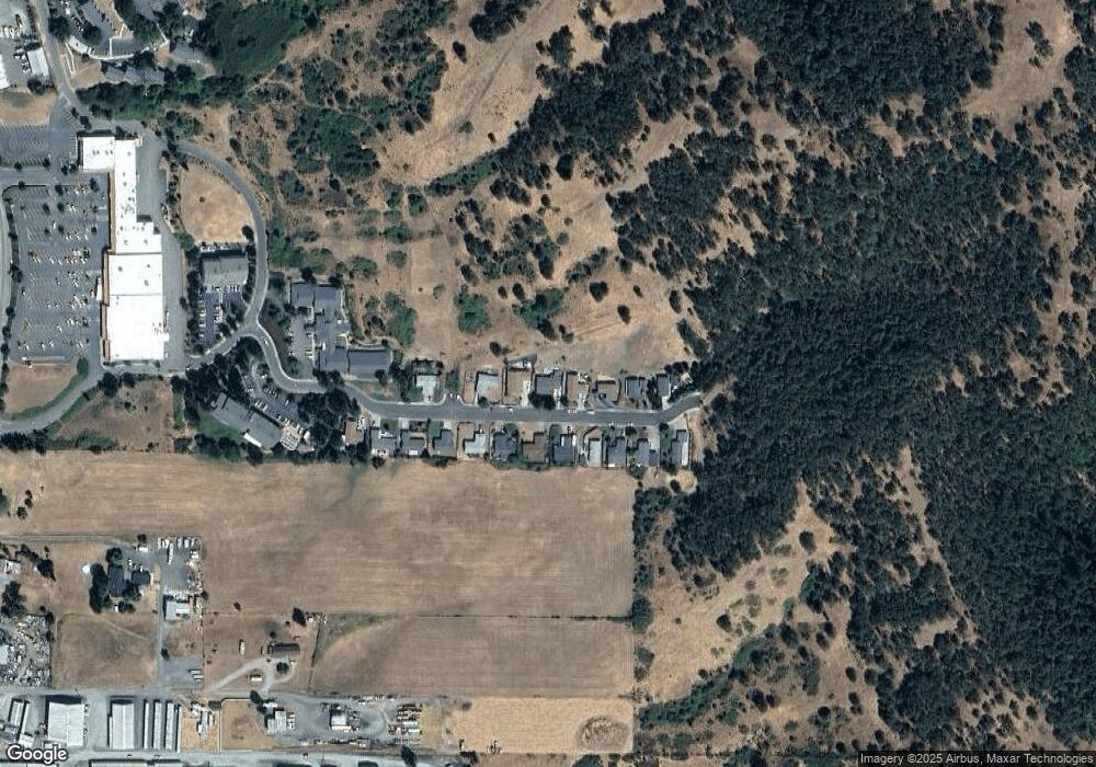 271 SE Cordelia Dr, Myrtle Creek, OR 97457 - photo 1