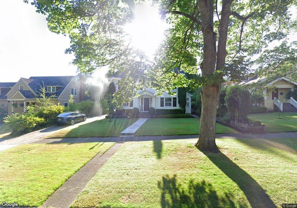 1953 Moss St, Eugene, OR 97403 - photo 1