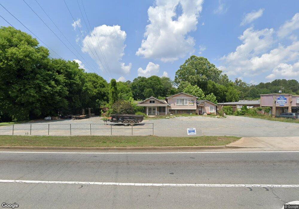 5075 Holly Springs Pkwy, Canton, GA 30115 - photo 1